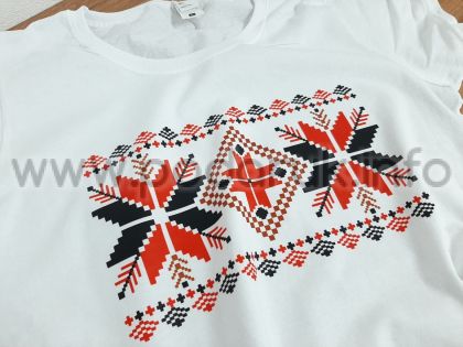 Тениска за всекидневно носене с щампа на традиционна шевица