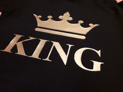 Тениски за двойки с надписи 'King' & 'Queen', и елемент корона